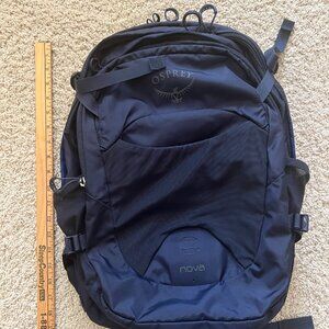 Osprey Nova Women's Laptop 32L Backpack, Juneberry Purple, Used